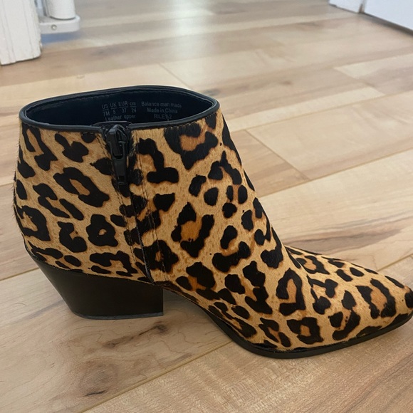Leopard Heeled Booties - Picture 4 of 6